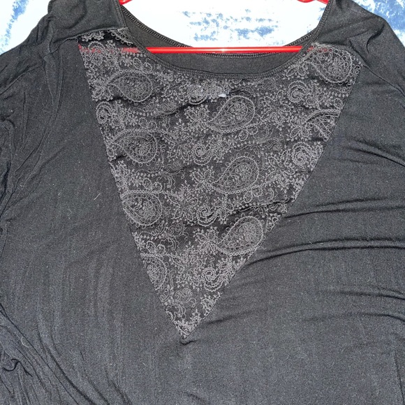 Black long-sleeve American eagle top - Picture 2 of 3